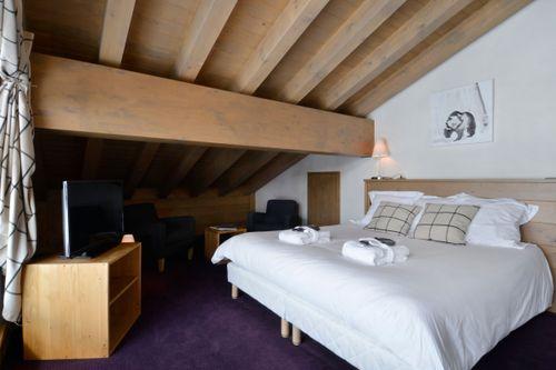 small_Appart_8_pax_Residence_Carlina_Belle_Plagne_Chambre03_7f5dc8dbd4
